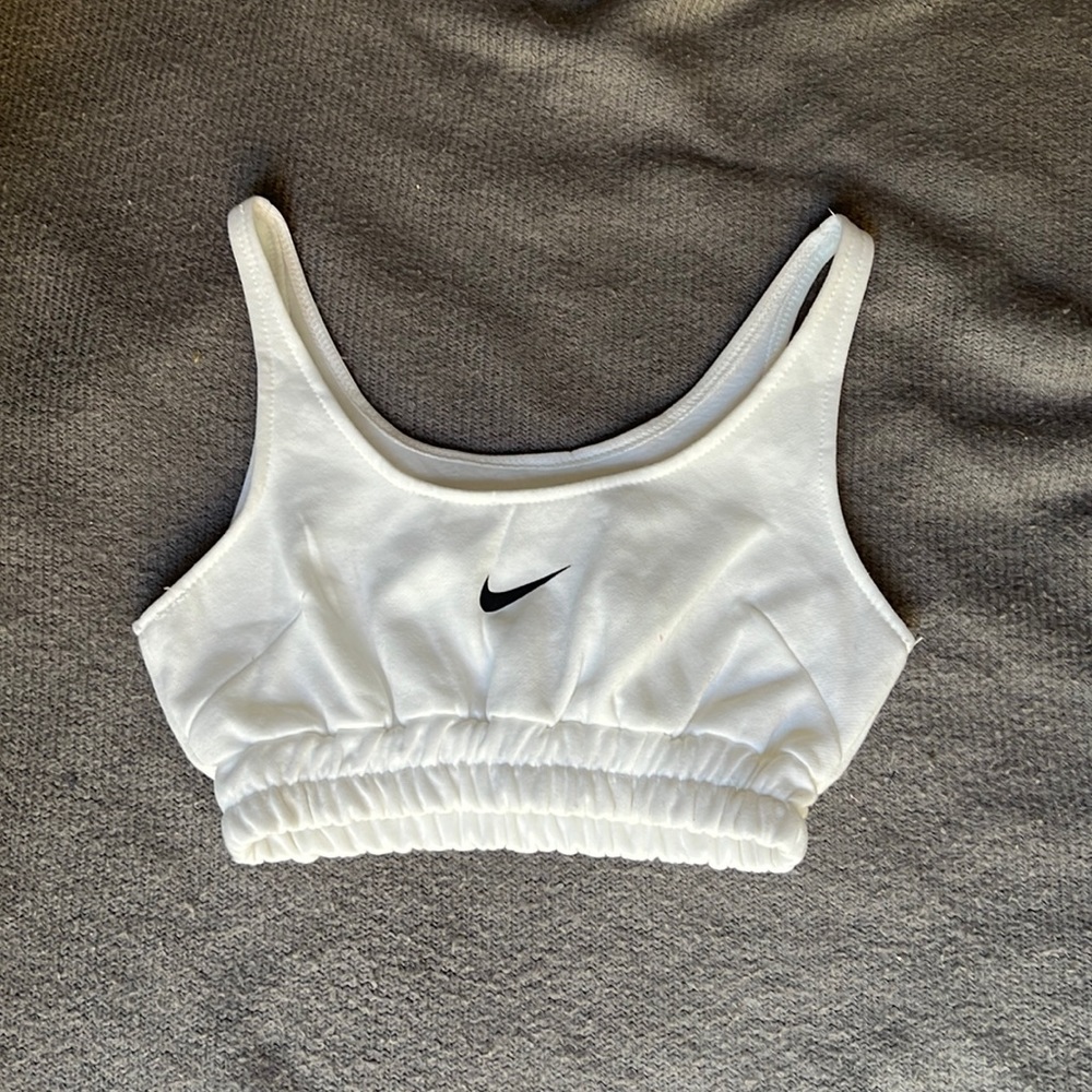 Small sweatshirt material Nike bra